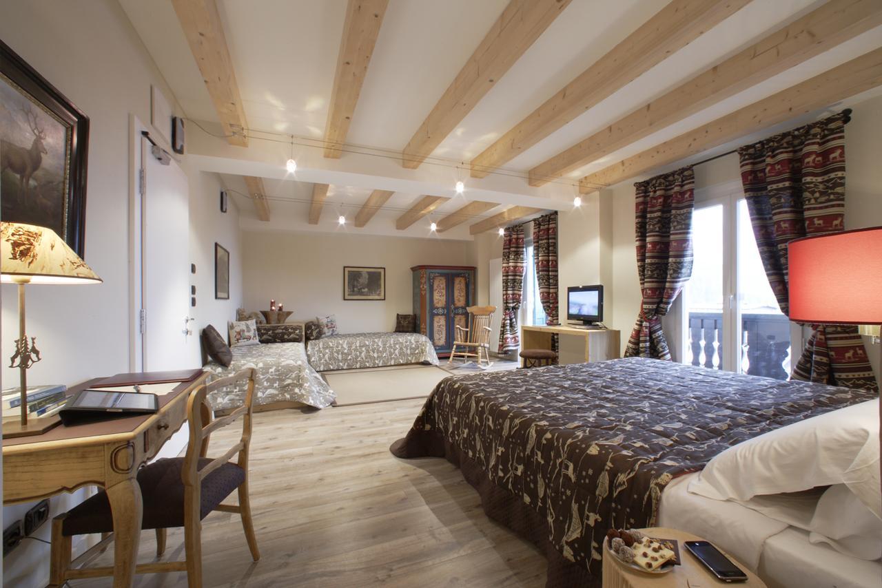 Hotel Savoia Dal 1924 San Martino Di Castrozza Kültér fotó